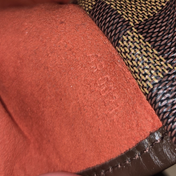 Louis Vuitton Authentic  Sarria Damier Vintage Handbag - Picture 2 of 8